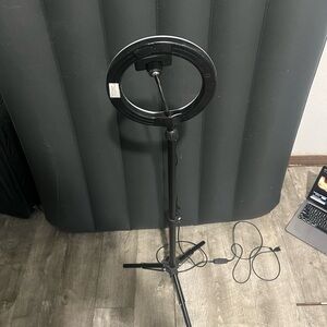 Extendable Ring Light